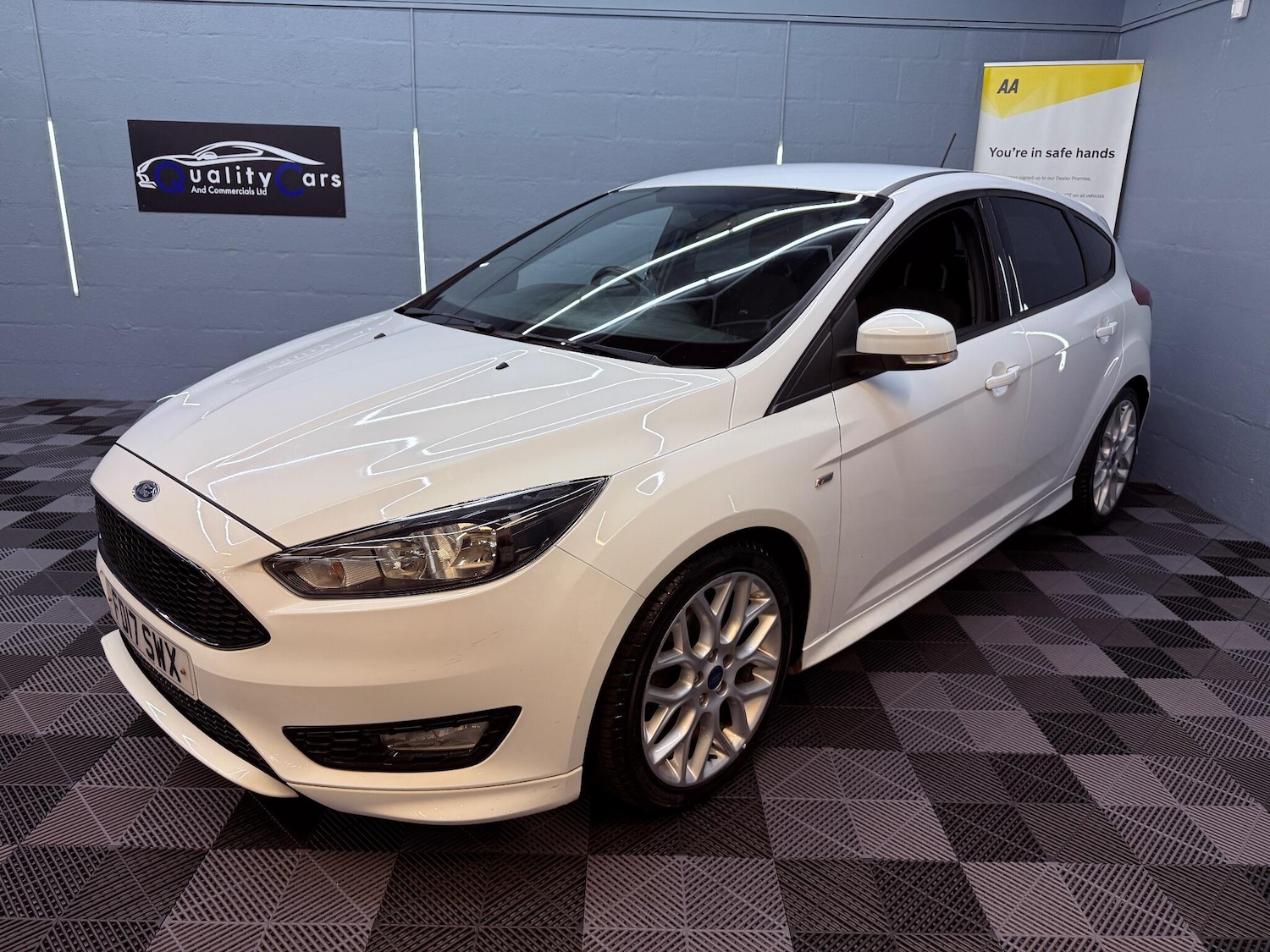 Used Ford Focus 2017 for sale - 76295016: Photo 5