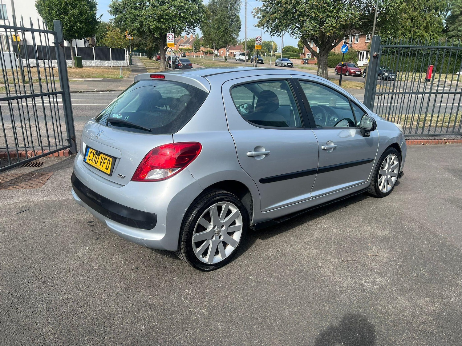 Used Peugeot 207 2010 for sale - 76484737: Photo 8