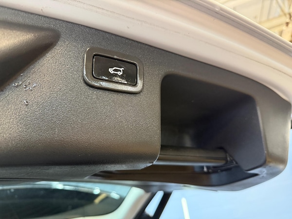 Used Land Rover Discovery Sport 2017 for sale - 76167509: Photo 21