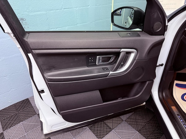 Used Land Rover Discovery Sport 2017 for sale - 76167509: Photo 22