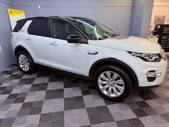 Used Land Rover Discovery Sport 2017 for sale - 76167509: Photo 2