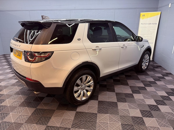 Used Land Rover Discovery Sport 2017 for sale - 76167509: Photo 8