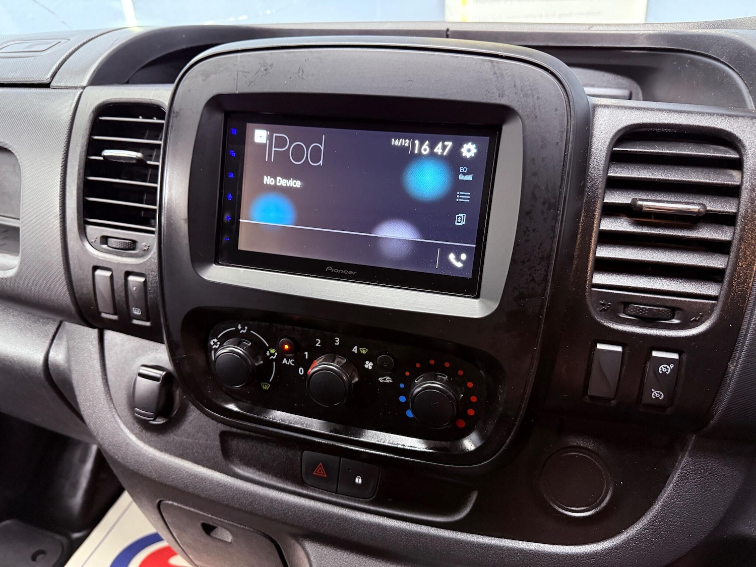 Used Vauxhall Vivaro 2018 for sale - 76832712: Photo 11