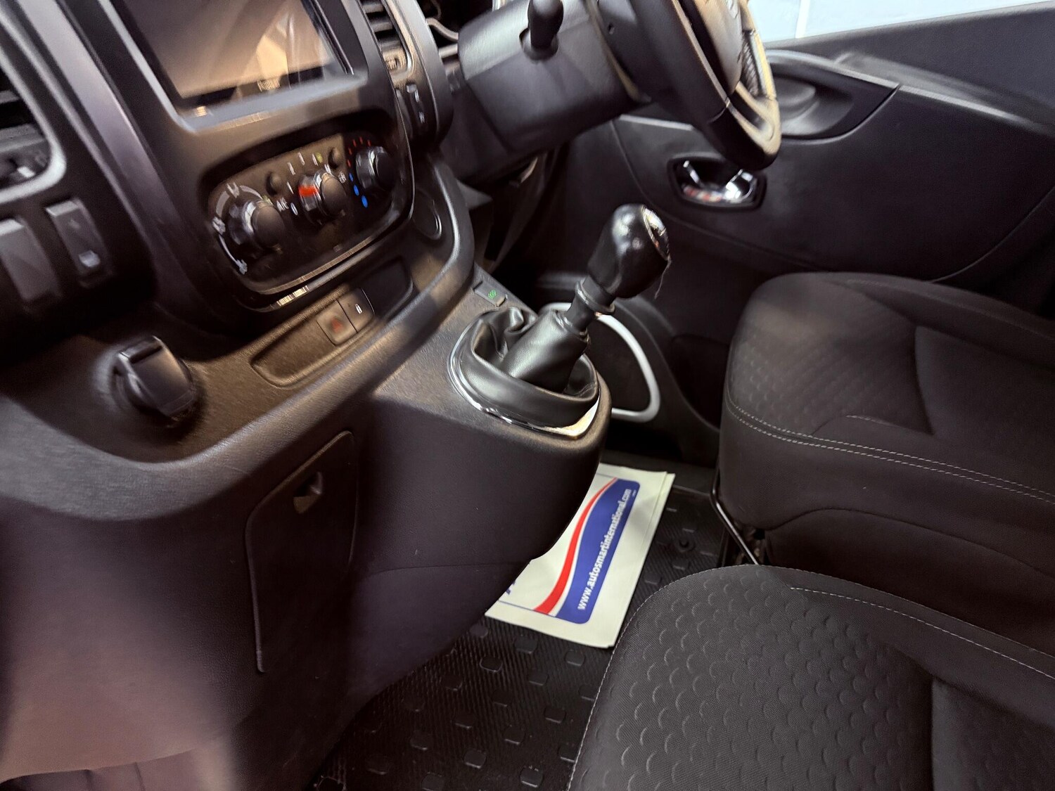 Used Vauxhall Vivaro 2018 for sale - 76832712: Photo 18