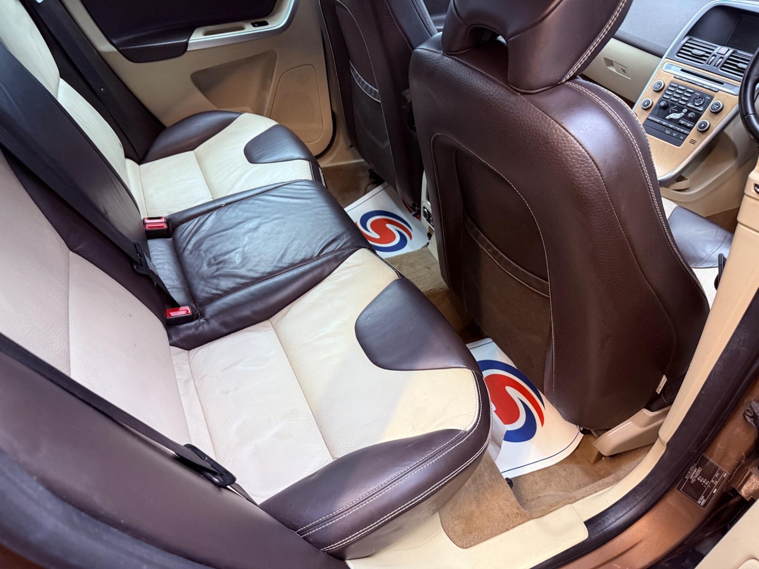 Used Volvo XC60 2009 for sale - 77738365: Photo 37