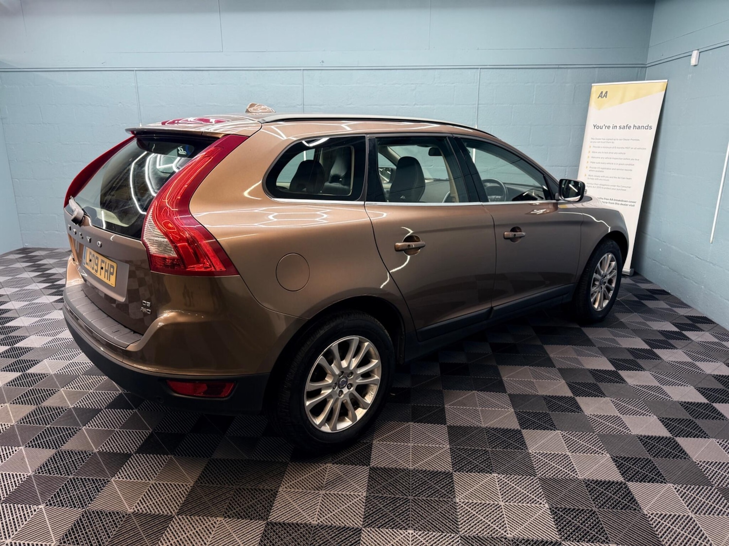 Used Volvo XC60 2009 for sale - 77738365: Photo 47