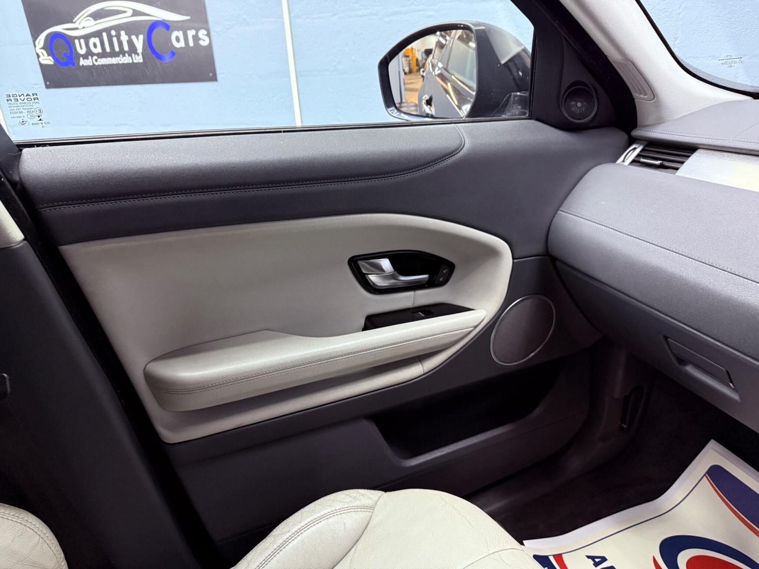 Used Land Rover Range Rover Evoque 2015 for sale - 78019612: Photo 12