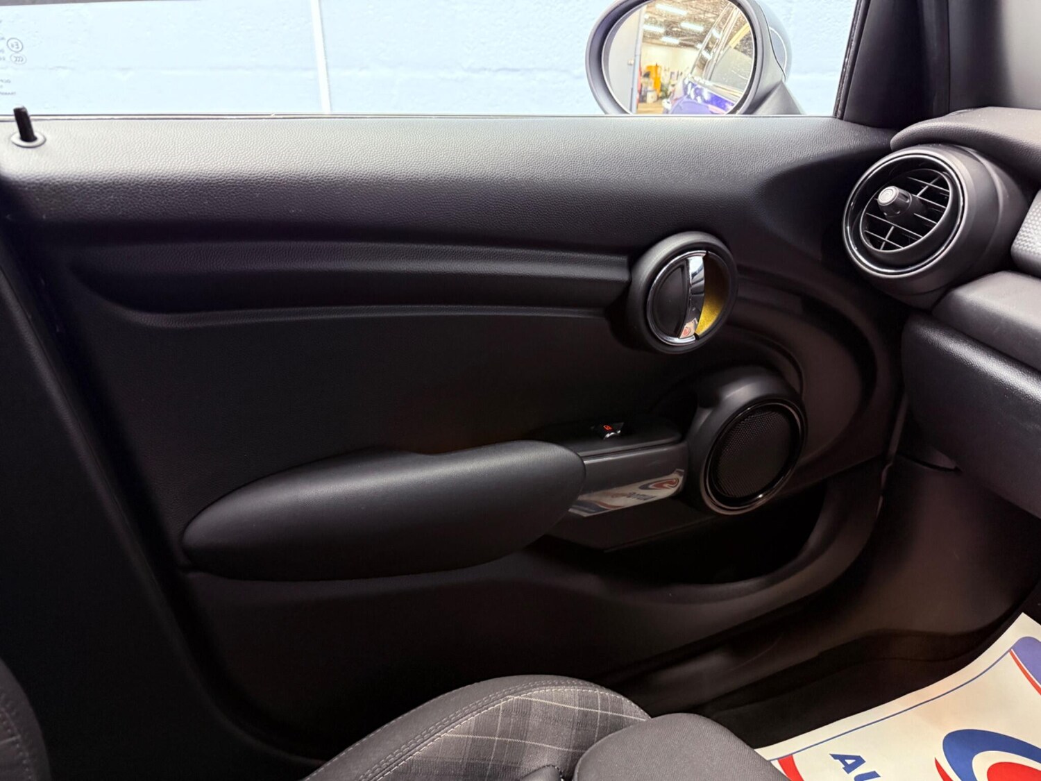 Used MINI Hatch 2018 for sale - 77586670: Photo 19