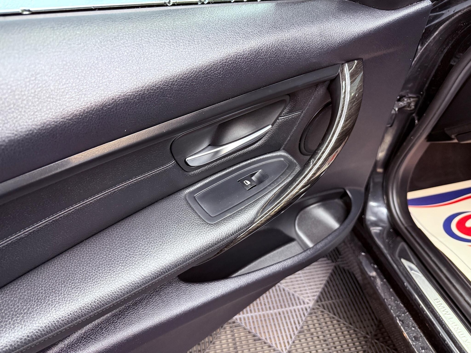 Used BMW 3 Series 2014 for sale - 76592514: Photo 23