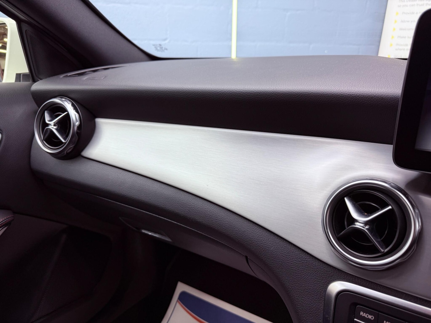 Used Mercedes-Benz GLA 2017 for sale - 77387705: Photo 15