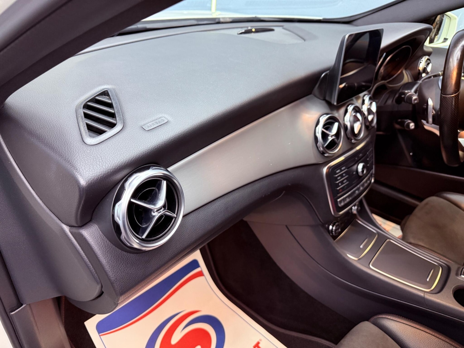 Used Mercedes-Benz GLA 2017 for sale - 77387705: Photo 29