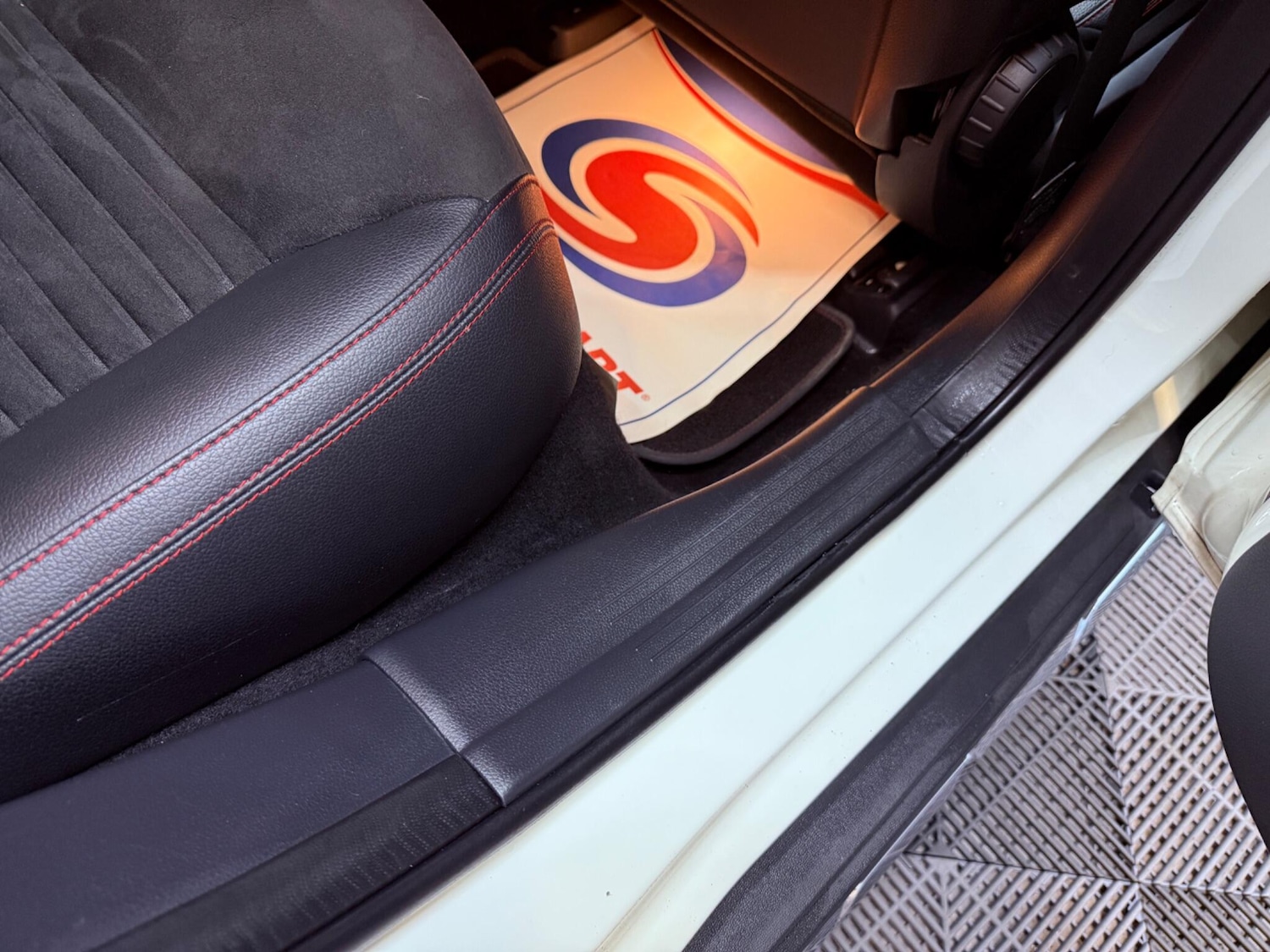 Used Mercedes-Benz GLA 2017 for sale - 77387705: Photo 44