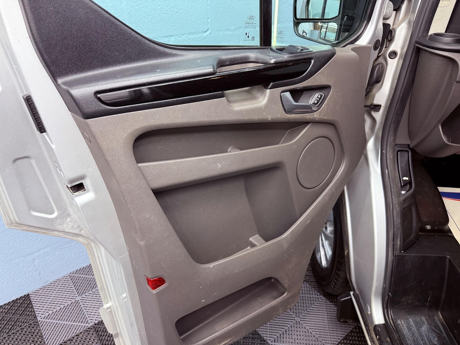 Used Ford Transit Custom 2021 for sale - 76671559: Photo 28