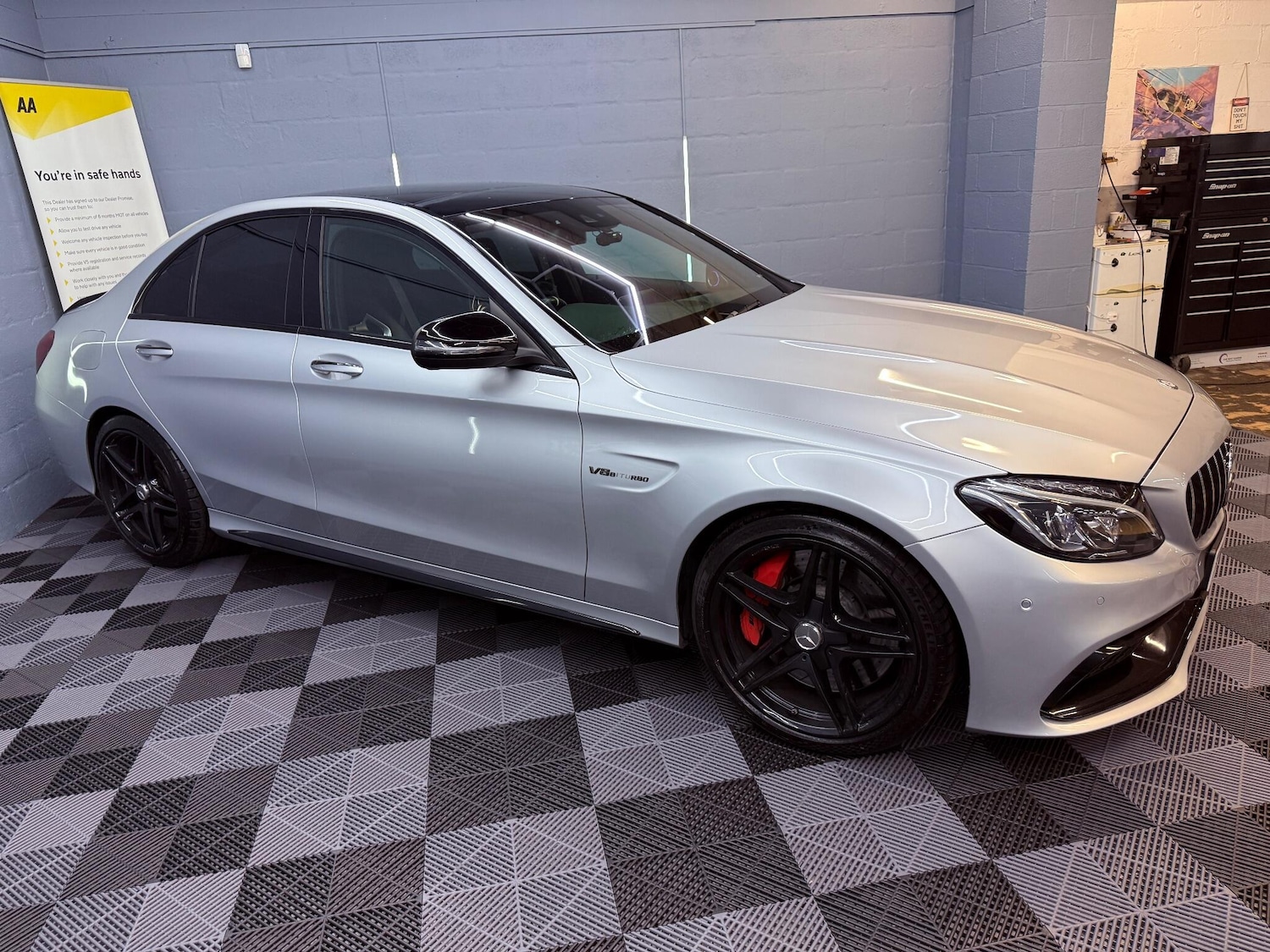 Used Mercedes-Benz C-Class 2017 for sale - 76136539: Photo 3
