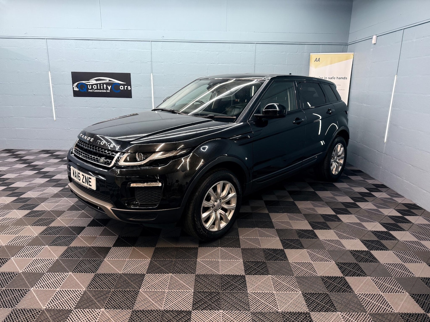 Used Land Rover Range Rover Evoque 2016 for sale - 76994005: Photo 6