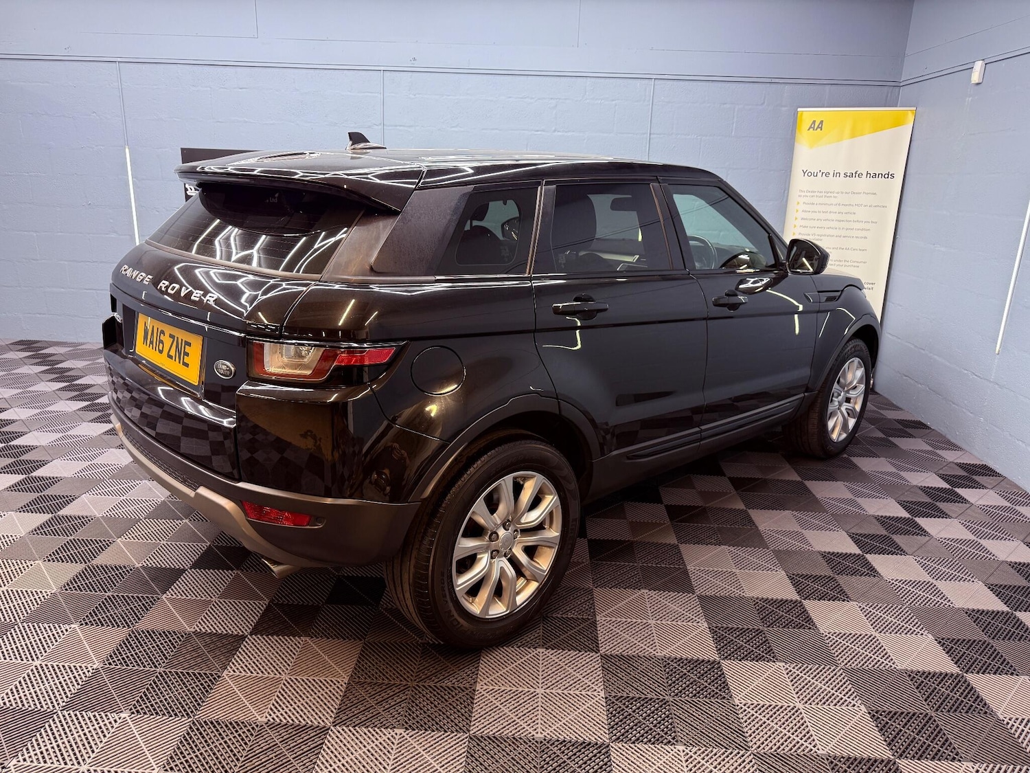 Used Land Rover Range Rover Evoque 2016 for sale - 76994005: Photo 7