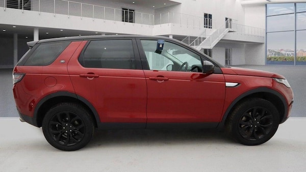 Used Land Rover Discovery Sport 2016 for sale - 76259518: Photo 5
