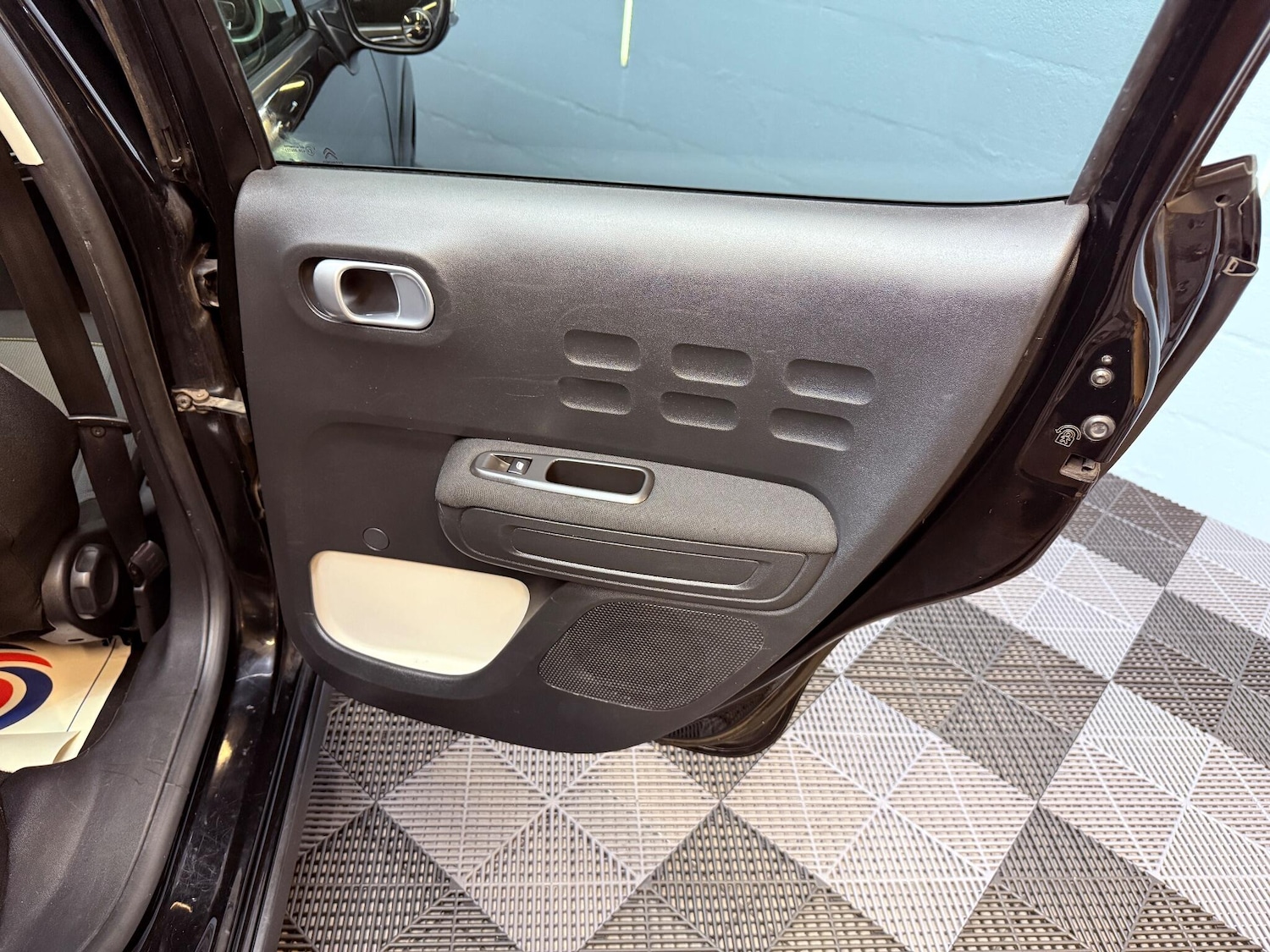 Used Citroen C3 2018 for sale - 76360307: Photo 20