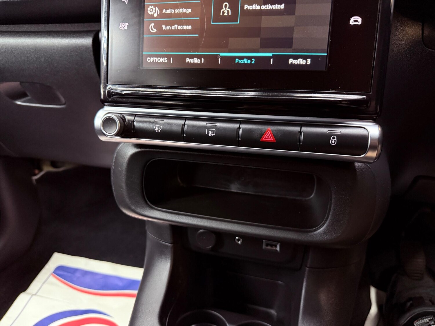 Used Citroen C3 2018 for sale - 76360307: Photo 32