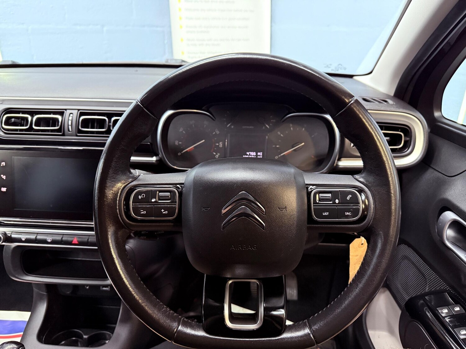 Used Citroen C3 2018 for sale - 76360307: Photo 36