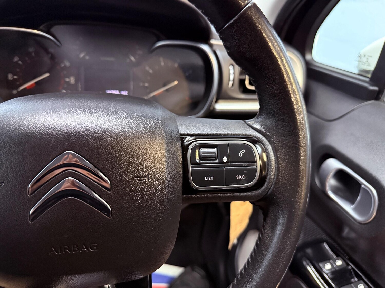 Used Citroen C3 2018 for sale - 76360307: Photo 41