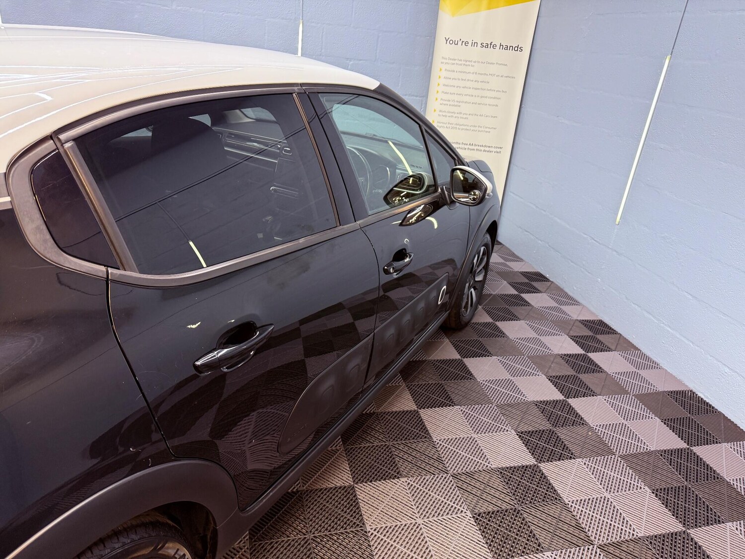 Used Citroen C3 2018 for sale - 76360307: Photo 44