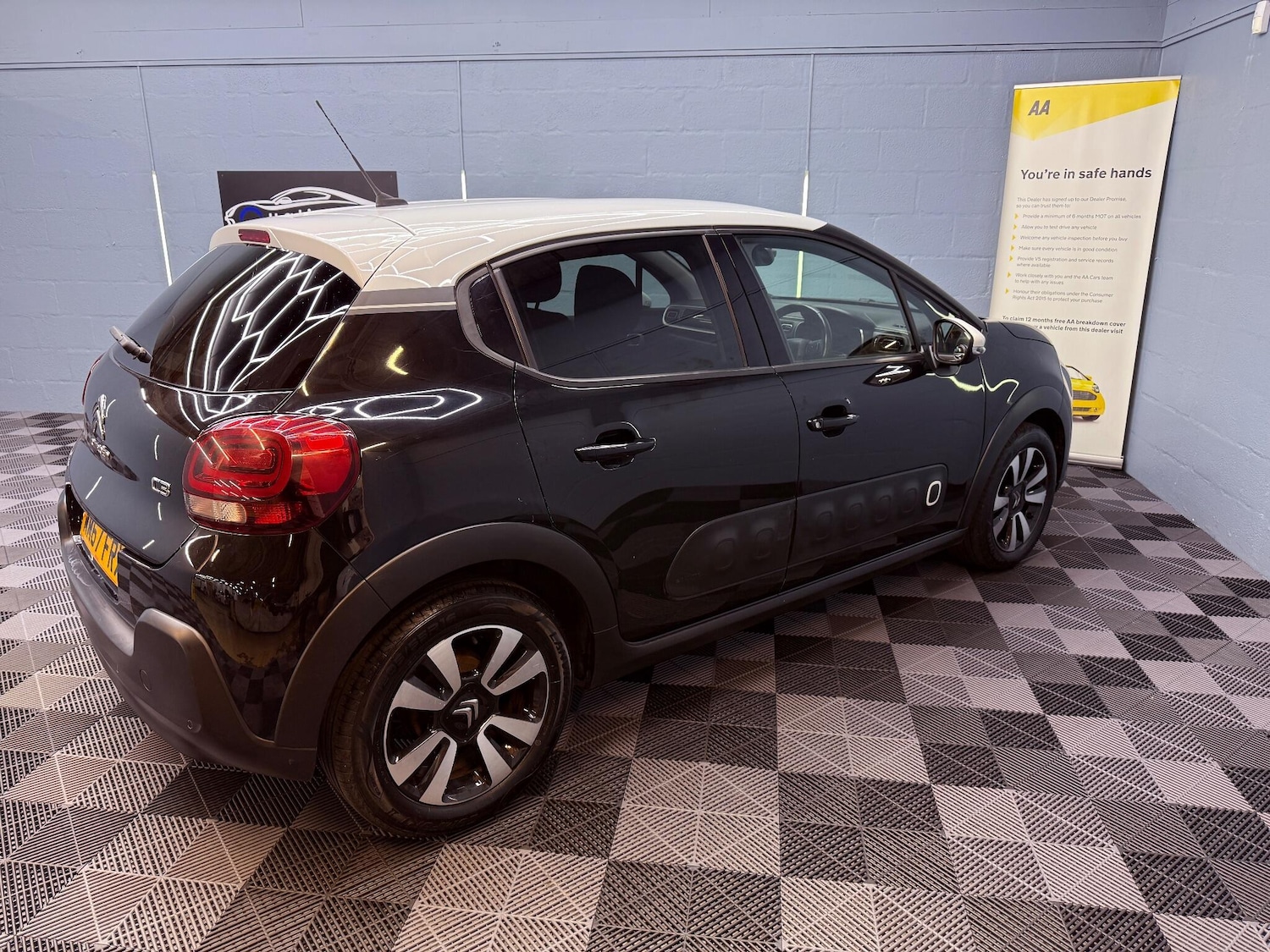 Used Citroen C3 2018 for sale - 76360307: Photo 5