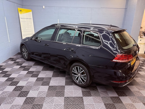 Used Volkswagen Golf 2017 for sale - 76152500: Photo 49