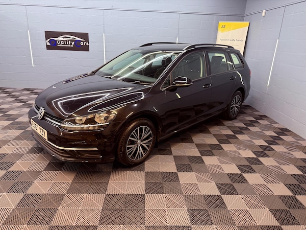 Used Volkswagen Golf 2017 for sale - 76152500: Photo 5