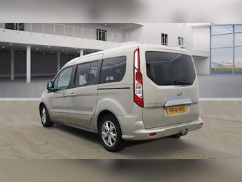 Used Ford Grand Tourneo Connect 2014 for sale - 76259513: Photo 3