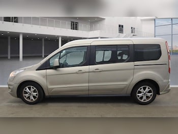 Used Ford Grand Tourneo Connect 2014 for sale - 76259513: Photo 4