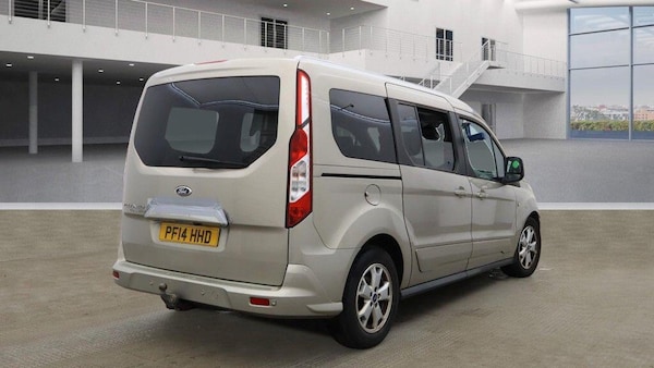 Used Ford Grand Tourneo Connect 2014 for sale - 76259513: Photo 6