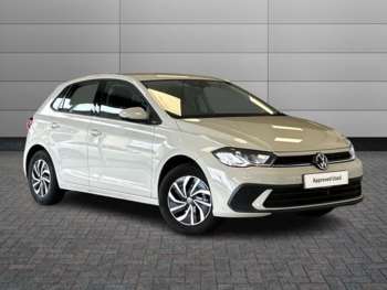 2023 - MK6 Facelift (2021) 1.0 80PS Life Manual 5-Door
