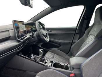 Used Volkswagen Golf 2024 for sale - 74663974: Photo