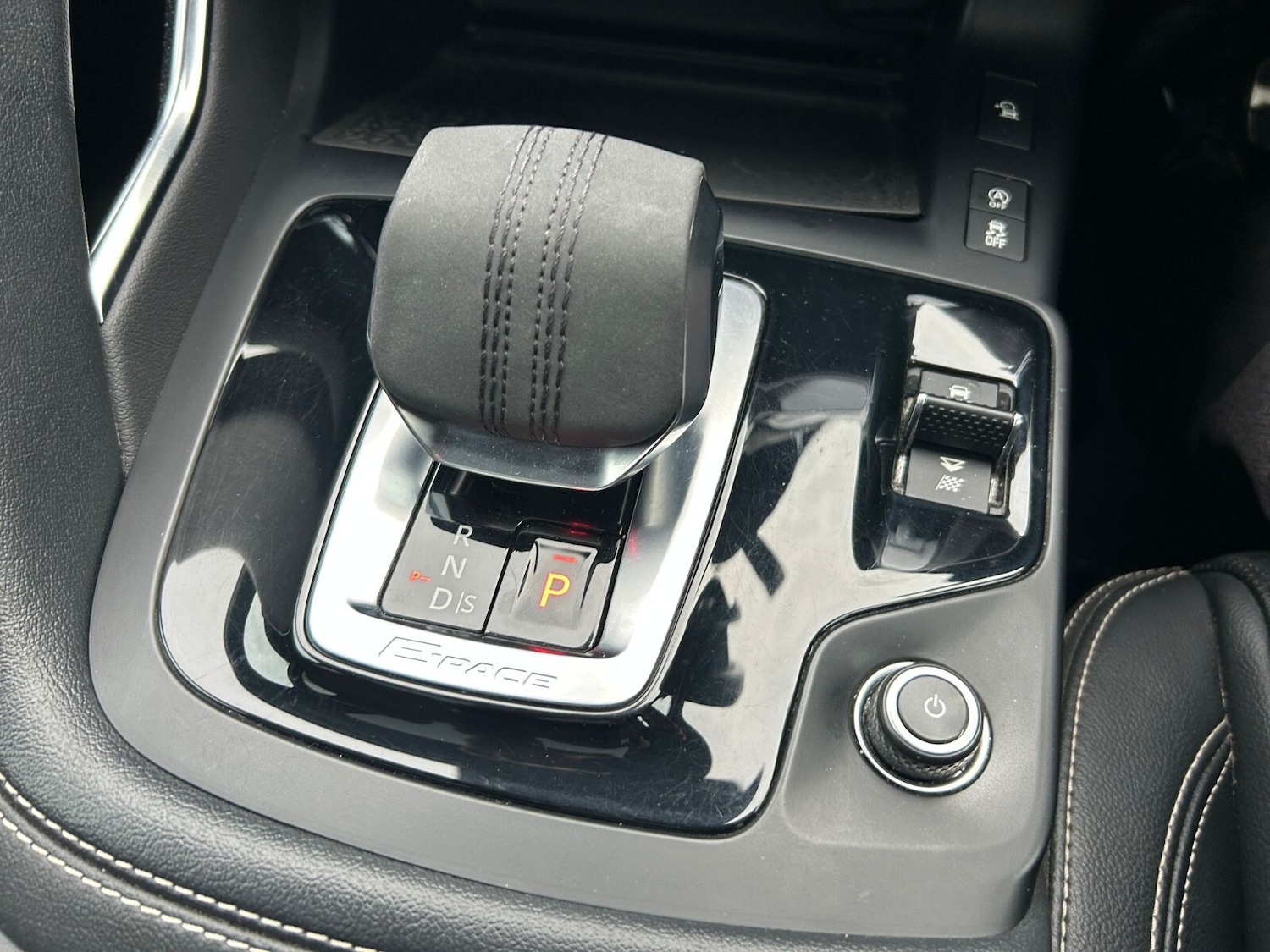 Used Jaguar E-Pace 2021 for sale - 76461435: Photo 16