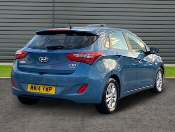 Used Hyundai i30 2014 for sale - 77298110: Photo