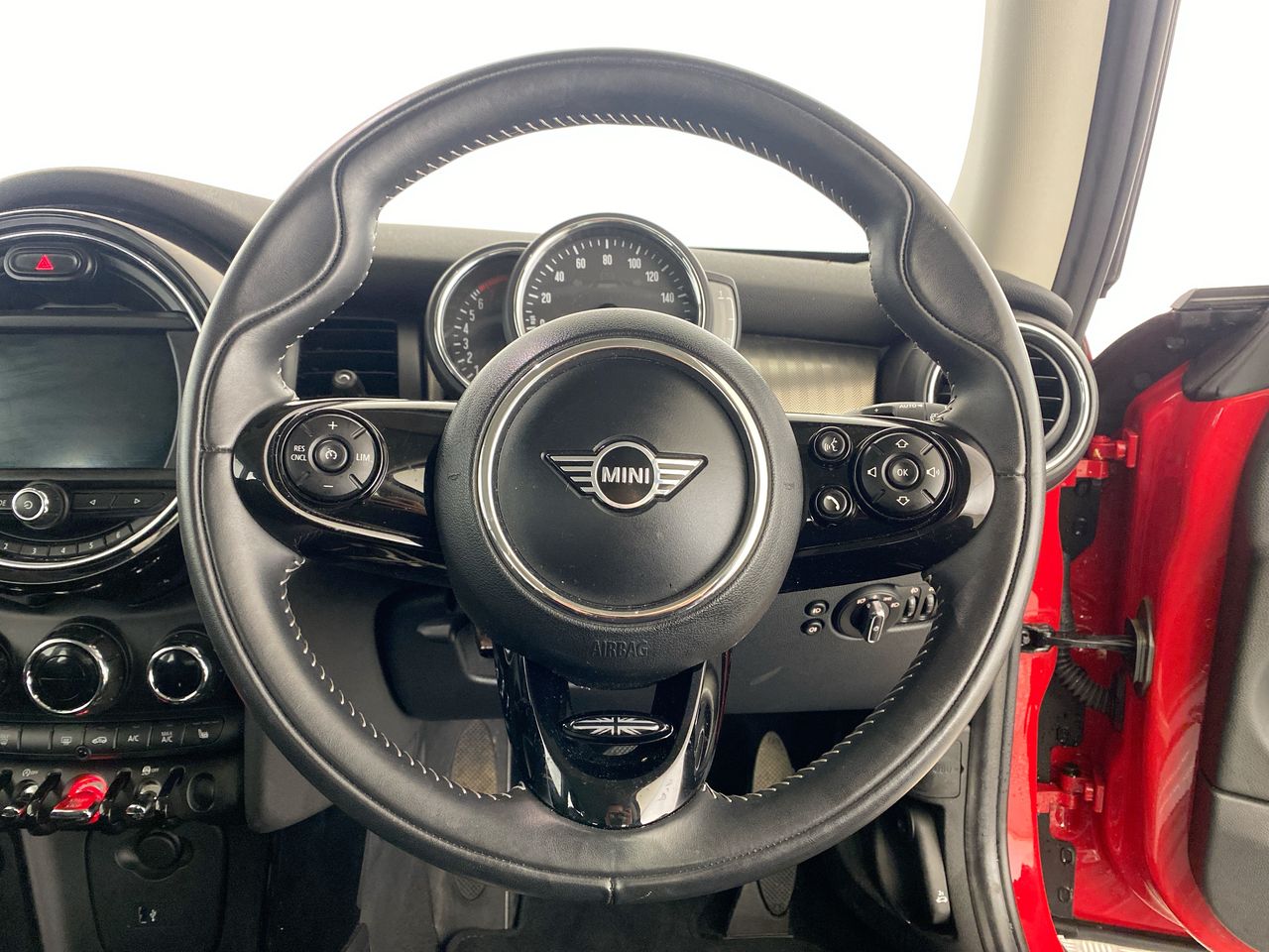 Used MINI Hatch 2019 for sale - 76461451: Photo 15
