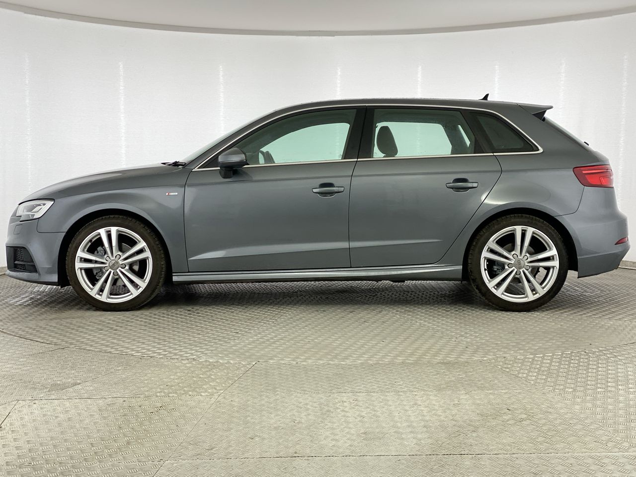 Used Audi A3 2019 for sale - 76261568: Photo 4