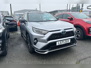 2021 - 2.5 Vvt 18.1kwh Dynamic Suv 5dr Petrol Plug In Hybrid CVT 4wd Euro 6 s/s 30