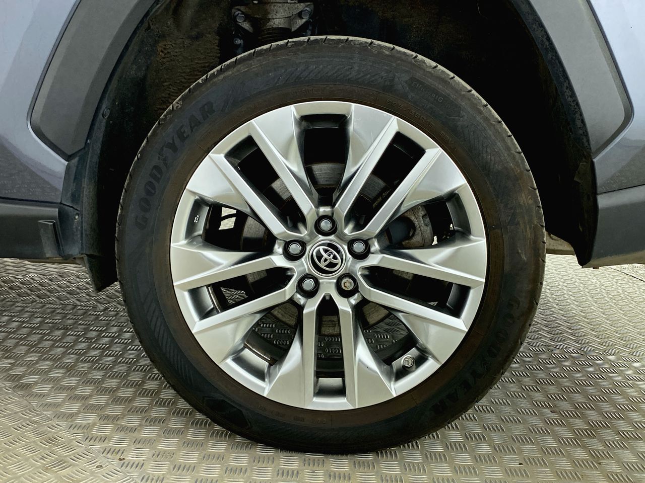 2021 Toyota RAV4 2.5 VVT-i Hybrid Excel 5dr CVT 2WD Estate Hybrid Automatic - Picture 13 of 24