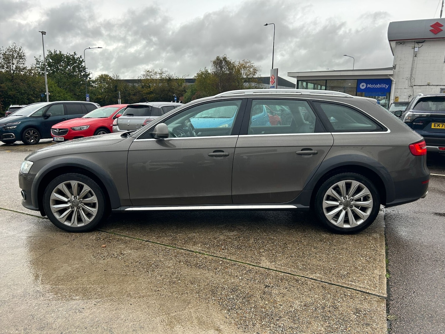 Used Audi A4 Allroad 2014 for sale - 76344123: Photo 4