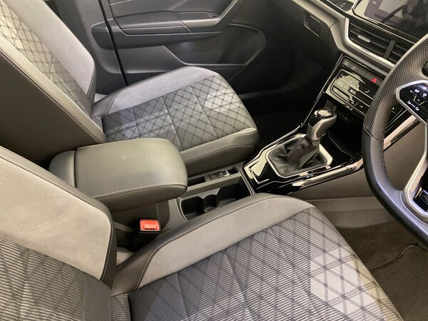 Used Volkswagen T-Roc 2023 for sale - 75894816: Photo 22