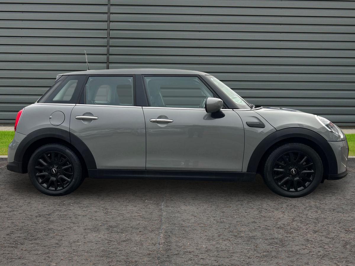 Used MINI Hatch 2021 for sale - 77125605: Photo 2