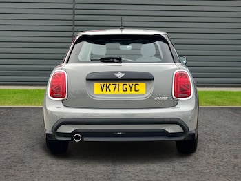 Used MINI Hatch 2021 for sale - 77125605: Photo