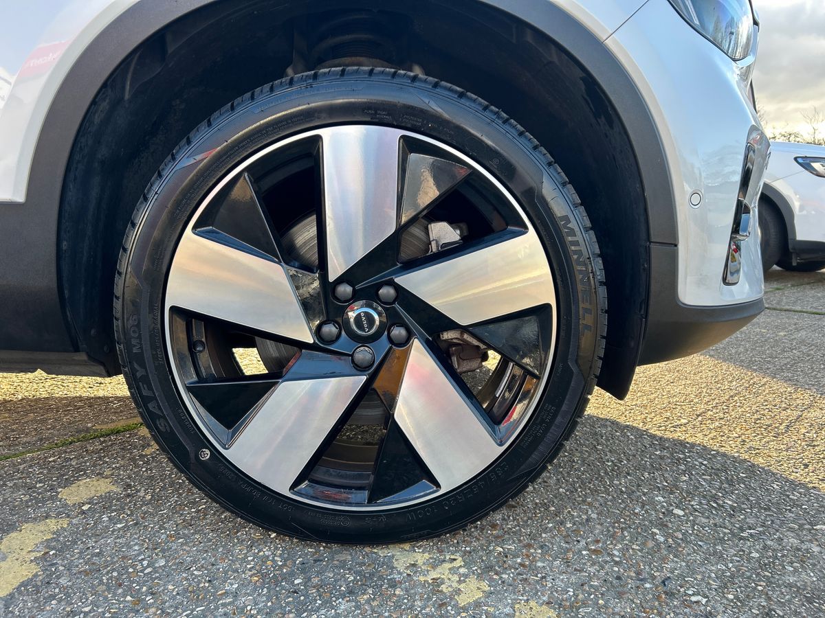 Used Volvo XC40 for sale - 78024974: Photo 25