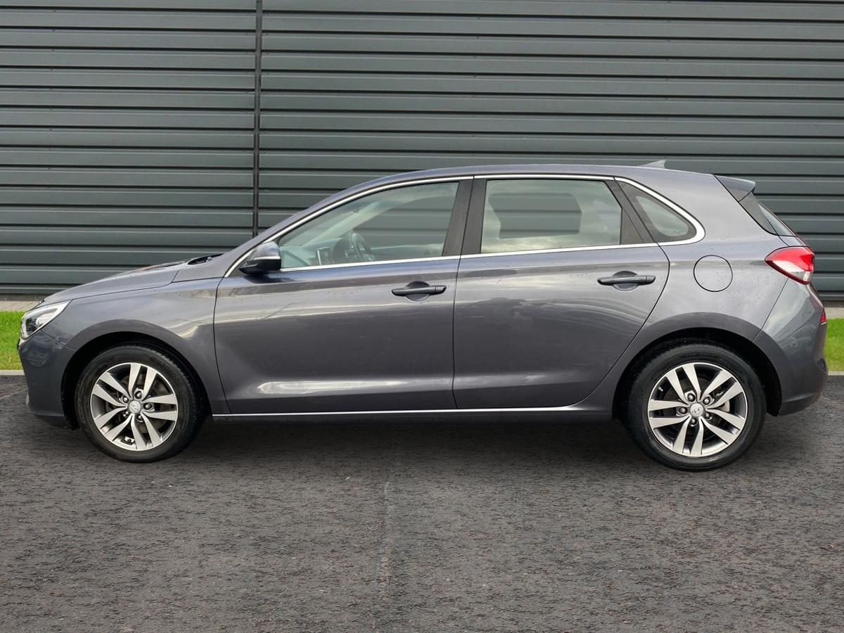 Used Hyundai i30 2018 for sale - 76805206: Photo 6