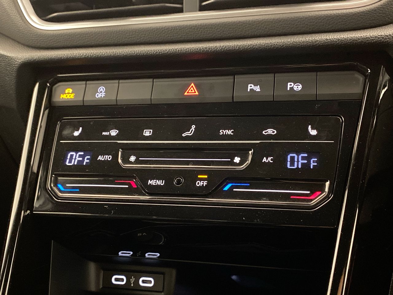 Used Volkswagen T-Roc 2023 for sale - 76461439: Photo 20