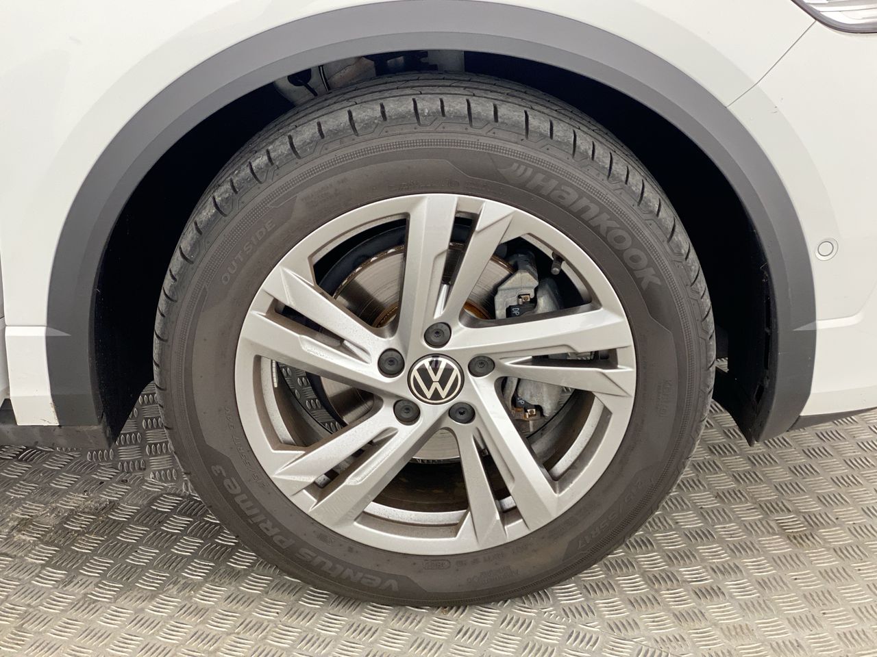 Used Volkswagen T-Roc 2023 for sale - 76461439: Photo 9