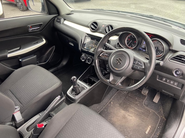 Used Suzuki Swift 2018 for sale - 76312111: Photo 8