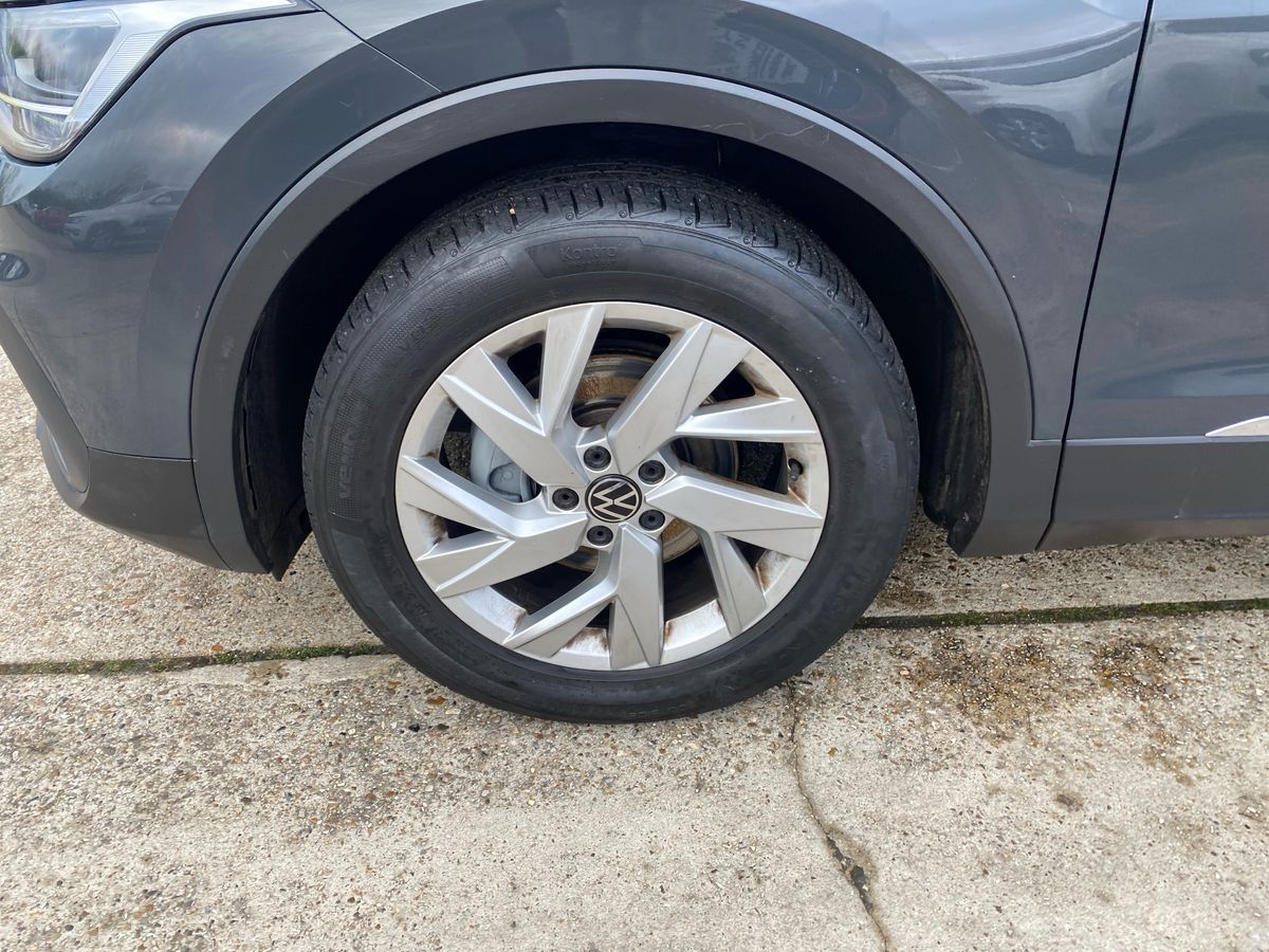 Used Volkswagen Tiguan 2021 for sale - 77077677: Photo 25